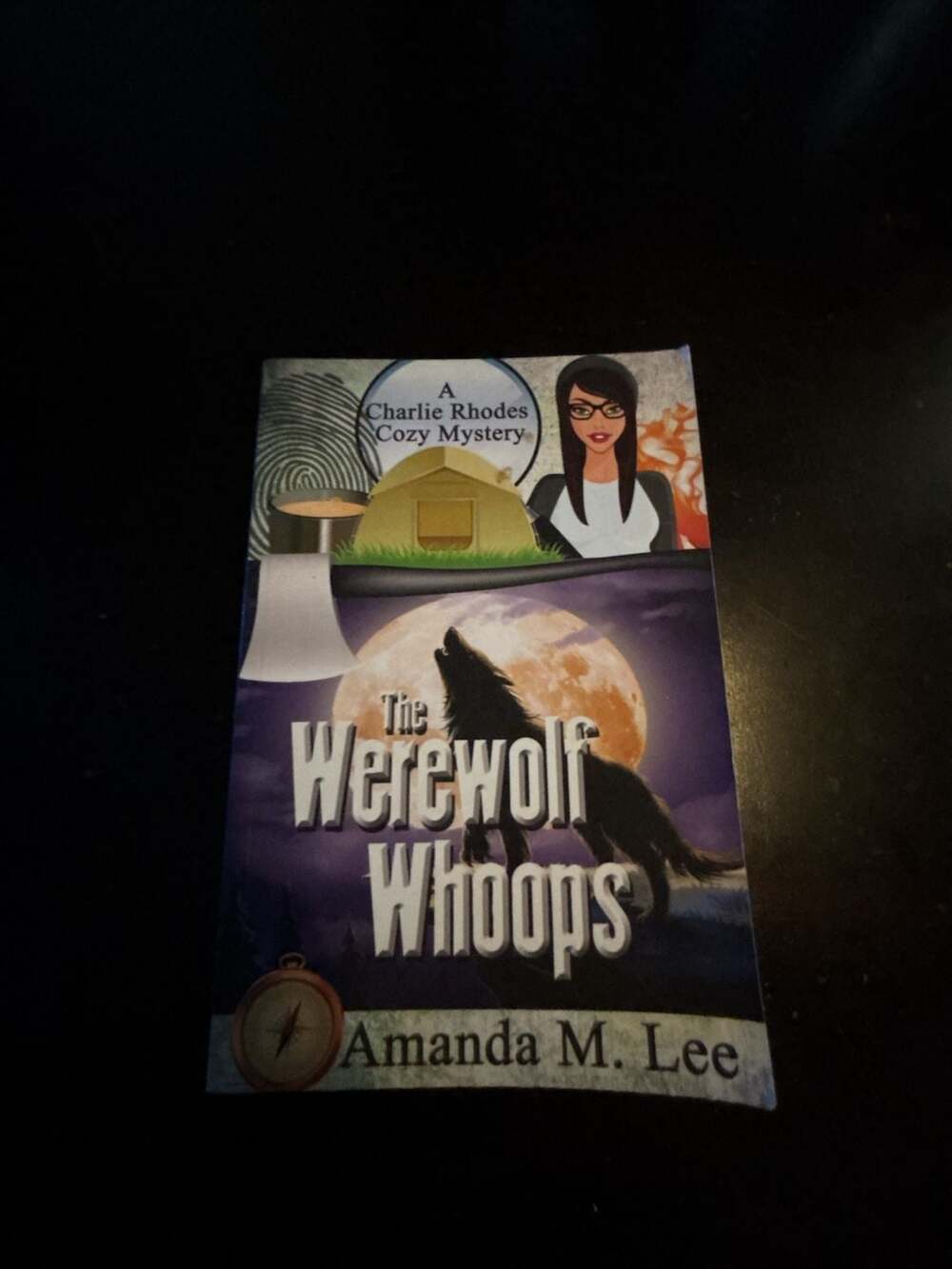The Werewolf Whoops (A Charlie Rhodes Cozy Mystery) by Amanda M. Lee